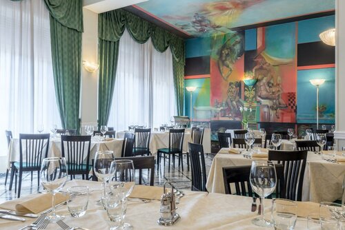 Hotel Minerva Palace, Забронировать Отель Отели Монтекатини-Терме с завтраком, рядом с Термальный комплекс Теттуччо, Завтраки