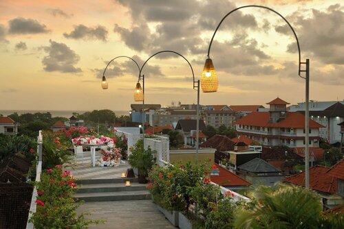 The Akmani Legian, Забронировать Отель Отели Легиан 4 звезды, 4*