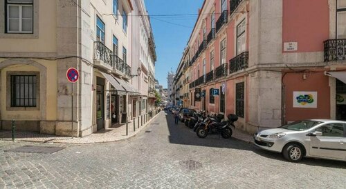 Chiado 44, Забронировать Гостевой дом Гостевые дома Лиссабона, рядом с Станция метро Кайш-ду-Содре, Гостевой дом