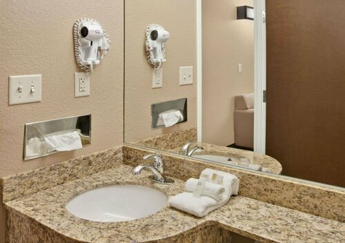 Microtel Inn & Suites-Sayre, PA, Book Hotel Hoteller i Pennsylvania med pool, Swimmingpool
