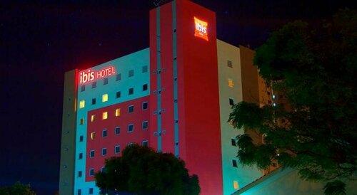 ibis Cascavel, Забронировать Отель Отели Каскавел с парковкой, Парковка