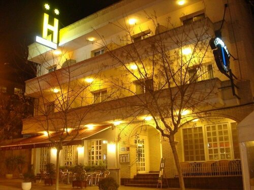 Hotel Restaurant Llansola, Забронировать Отель Отели Сан-Карлос-де-ла-Рапита с завтраком, Завтраки