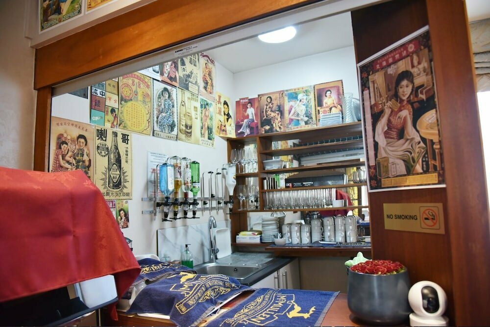 Crystal Hotel & Savour Restaurant