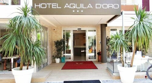 Hotel Aquila D'Oro, Забронировать Отель Отели в центре Мизано-Адриатико, в центре