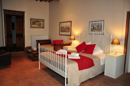 At Home Bed and Breakfast, Забронировать Гостевой дом Гостевые дома Лукки, рядом с Центральный железнодорожный вокзал Лукки, Гостевой дом
