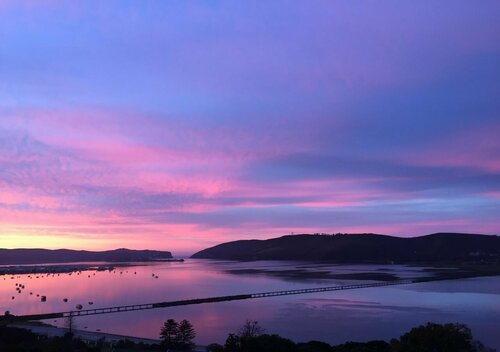 Paradise Found, Reservar Pousada (com pequeno-almoço) Hotéis em Knysna com estacionamento, Estacionamento