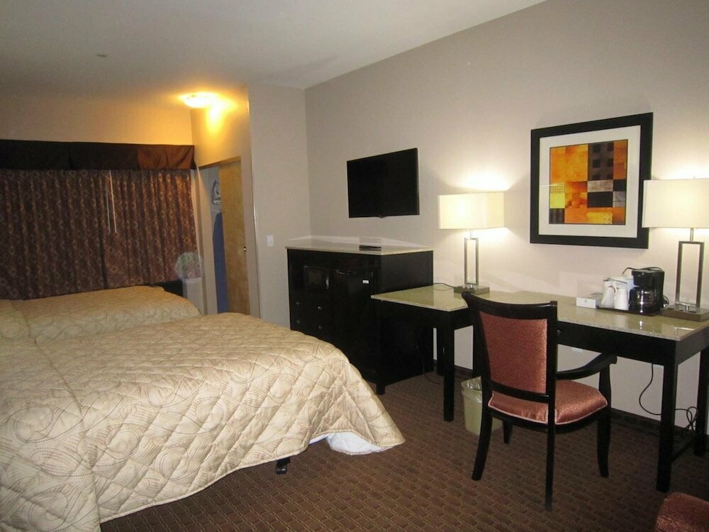 Red Carpet Inn & Suites