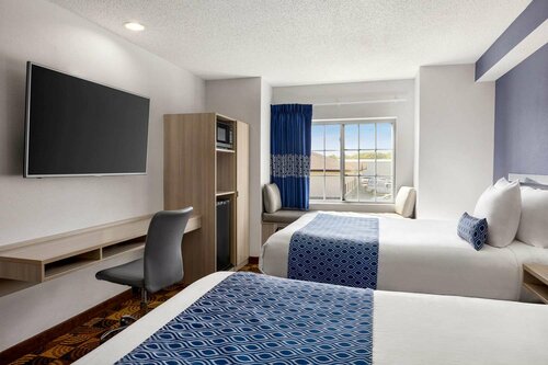 Microtel Inn & Suites Lincoln, Забронировать Отель Линкольн штат Небраска, рядом с Lincoln Race Course