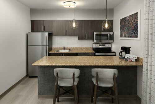 Residence Inn by Marriott Portland Downtown, Забронировать Отель Отели Портленда с парковкой, рядом с Мост Готорна, Парковка