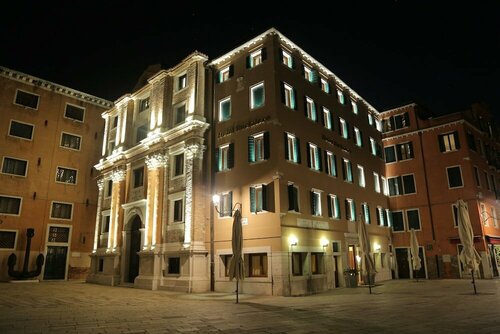 Hotel Bucintoro, Забронировать Отель Кастелло Венеция