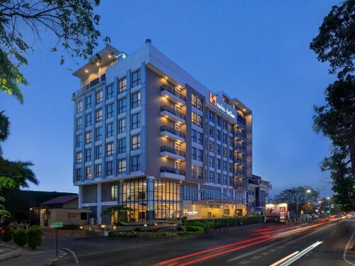 Swiss-Belinn Gajah Mada Medan, Đặt Khách sạn Medan Sumatra