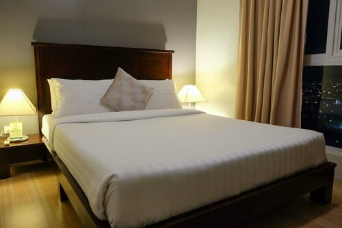 Millenia Suites, Rezerwuj Hotel Hotele w Pasig z basenem, Basen