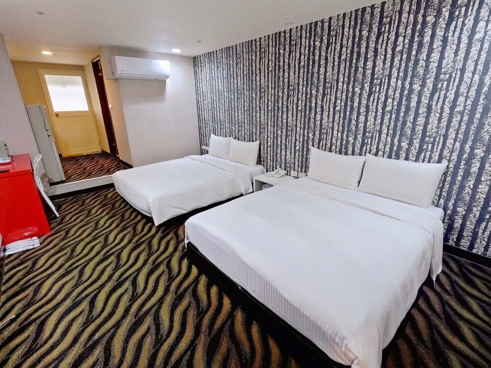 Ximen Art Apartment