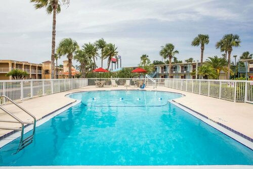 Days Inn by Wyndham Ormond Beach, Забронировать Отель Отели штата Флориды с завтраком, Завтраки