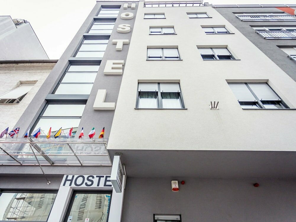 Hostel Moving