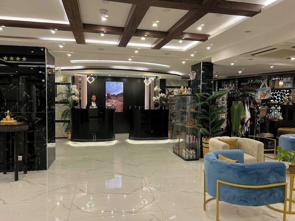 Petra Quattro Hotel