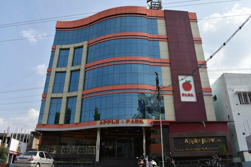 Hotel Apple Park Inn, Забронировать Отель Отели Солагампатти с завтраком, Завтраки