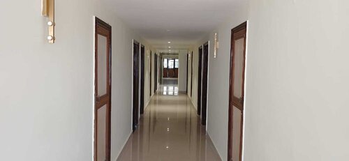 OYO 15468 Hotel Sharda, Забронировать Отель Райпур штат Чхаттисгарх