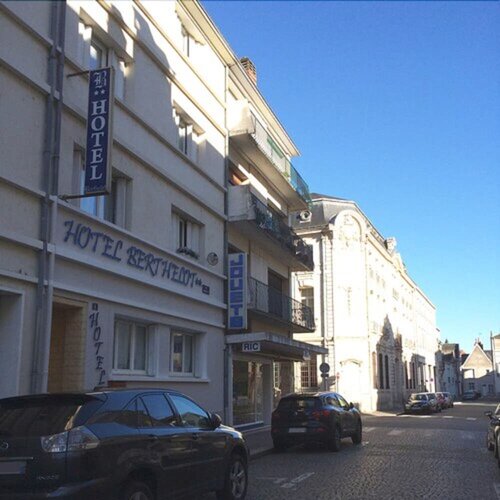 Hotel Berthelot, Забронировать Отель Тур Эндр и Луара