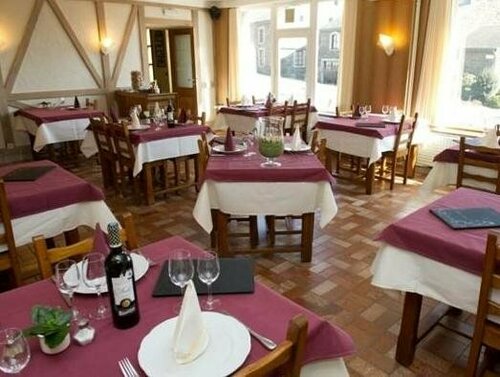Auberge Saint-Martin, Забронировать Хостел Хостелы Orchimont, Хостел