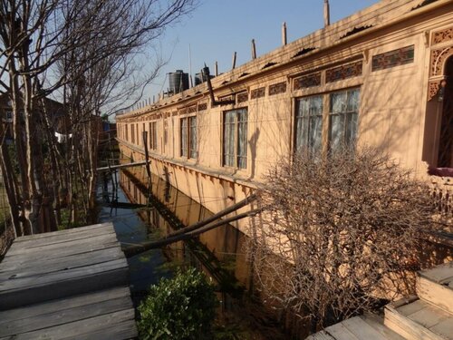 R. I. E. Heritage Group of Houseboats Srinagar