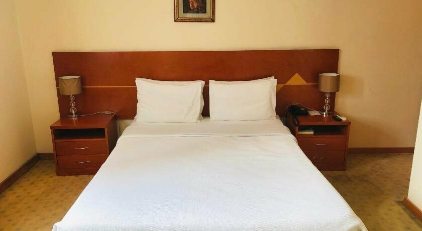 Golden Park Hotel