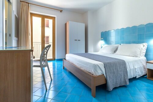 B&B Sperlonga, Prenota Bed & breakfast Hotel a Lazio con parcheggio, Parcheggio