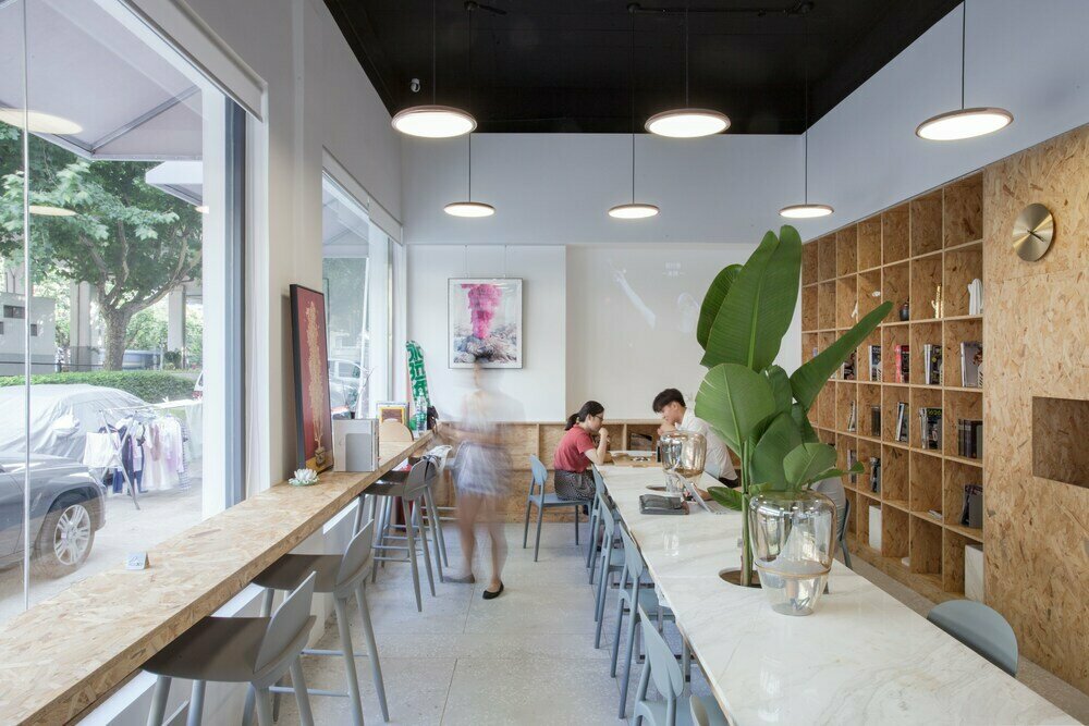 WEFLOW Hostel