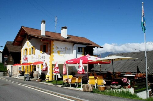 B&B Café de la Poste, Забронировать Отель «постель и завтрак»  