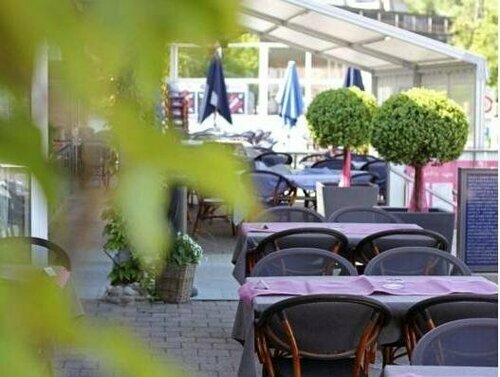 Gasthof zum Schützen, Varaa Hotelli Aarau 