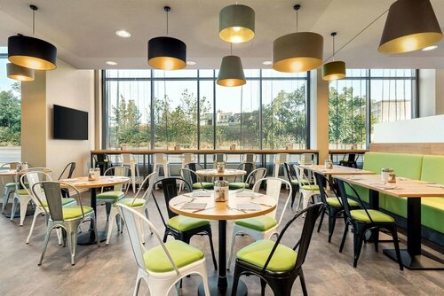 Super 8 by Wyndham Dresden, Prenota Hotel Neustadt 