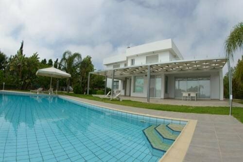 Myrtiana Villa, Rezerwuj Willa Wille w Famagusta, Willa