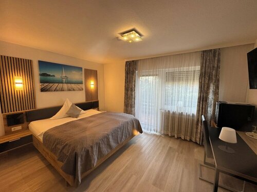 Hotel Schick, Забронировать Отель Отели земли Гессена 3 звезды, 3*