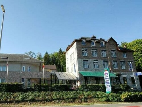 New Hotel de Lives, Забронировать Отель Отели Намюра с завтраком, Завтраки