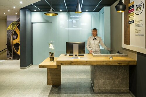 ibis Clichy Centre Mairie, Забронировать Отель Отели в центре Клиши с завтраком, отели в центре Клиши с завтраком