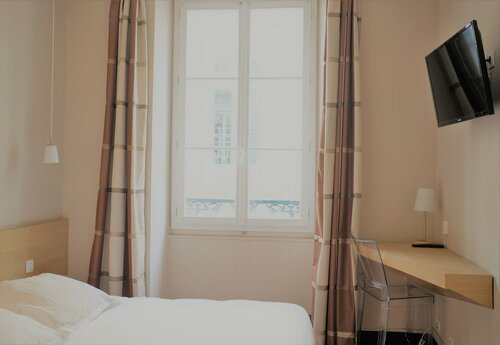 Hotel Gambetta, Забронировать Отель Отели Бордо с завтраком, рядом с Центр культуры Бернара Магре, Завтраки