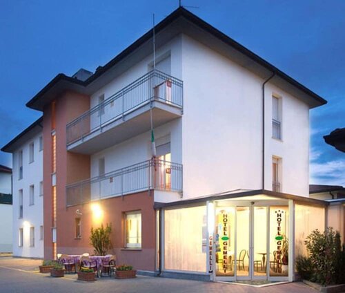 Hotel Gemelli, Забронировать Отель Отели Баньякавалло с парковкой, Парковка