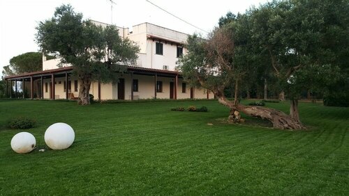 Tenuta Cavalieri Turismo Rurale, Забронировать Отель Леверано Саленто