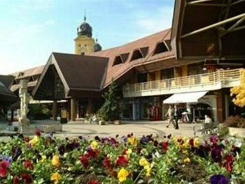 Centrum Hotel, Забронировать Отель Дебрецен Хайду-Бихар, рядом с Csokonai Theatre