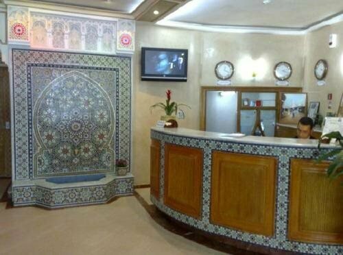 Hotel Maamoura, Забронировать Отель Отели Касабланки 3 звезды, рядом с Центральный рынок Касабланки, 3*