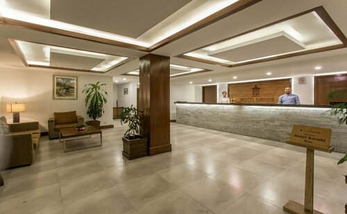 Hotel Barahi Pokhara, Забронировать Отель Отели Покхара 4 звезды, 4*