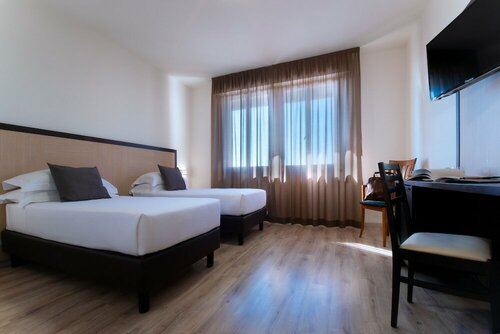 CDH Hotel Modena, Забронировать Отель Бизнес-отели Модены, 4* 5*