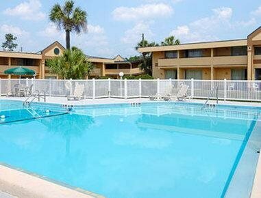 Days Inn by Wyndham Ocala North, Забронировать Отель Отели штата Флориды с завтраком, Завтраки