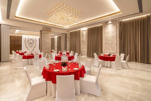 Radisson Blu Hotel Chennai City Centre, Забронировать Отель Ченнаи штат Тамилнад, рядом с Government Museum Chennai