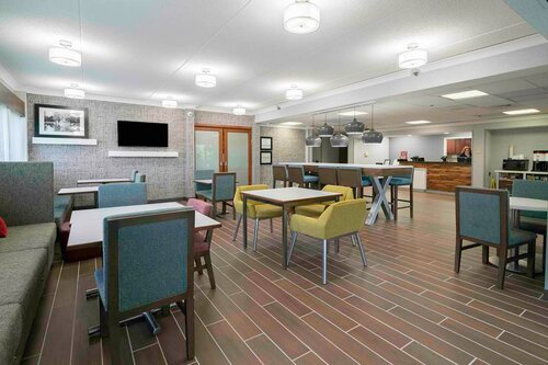 Hampton Inn St. Louis - Westport, Забронировать Отель Мэриленд-Хайтс Миссури