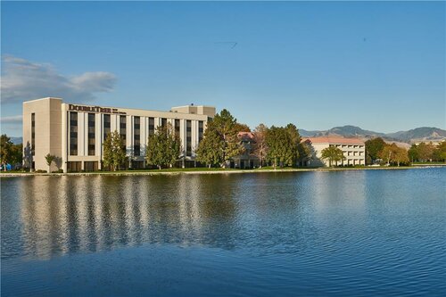 DoubleTree by Hilton Hotel Salt Lake City Airport, Забронировать Отель Отели Salt Lake County 4 звезды, 4*