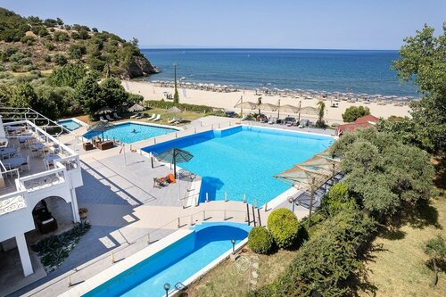 Kamari Beach Hotel, Забронировать Отель Отели Потос с бассейном, Бассейн