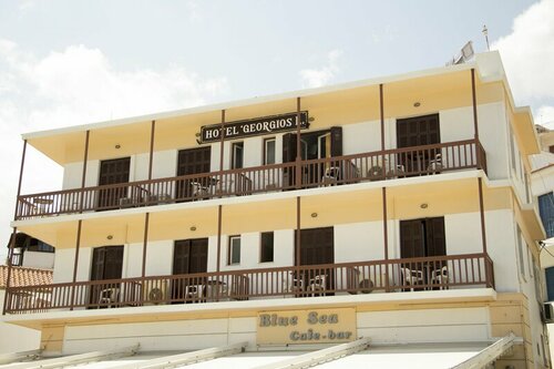 Georgios L, Rezerwuj Hotel Hotele w Sporades z parkingiem, Parking