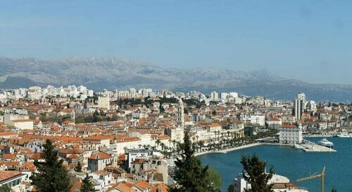 Rooms Gold, Prenota Hotel Splitska 