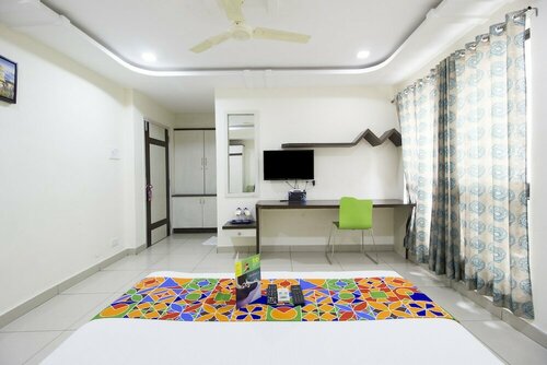 FabHotel Siri Inn Madhapur, Varaa Hotelli Hotellit Telangana pysäköinnillä, Pysäköinti